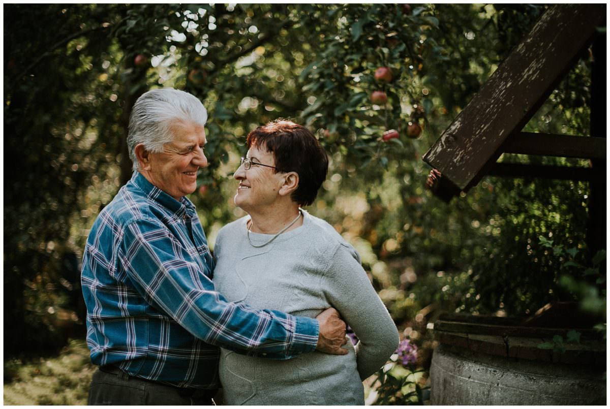 Grandparents in love photo session Edinburgh photographer