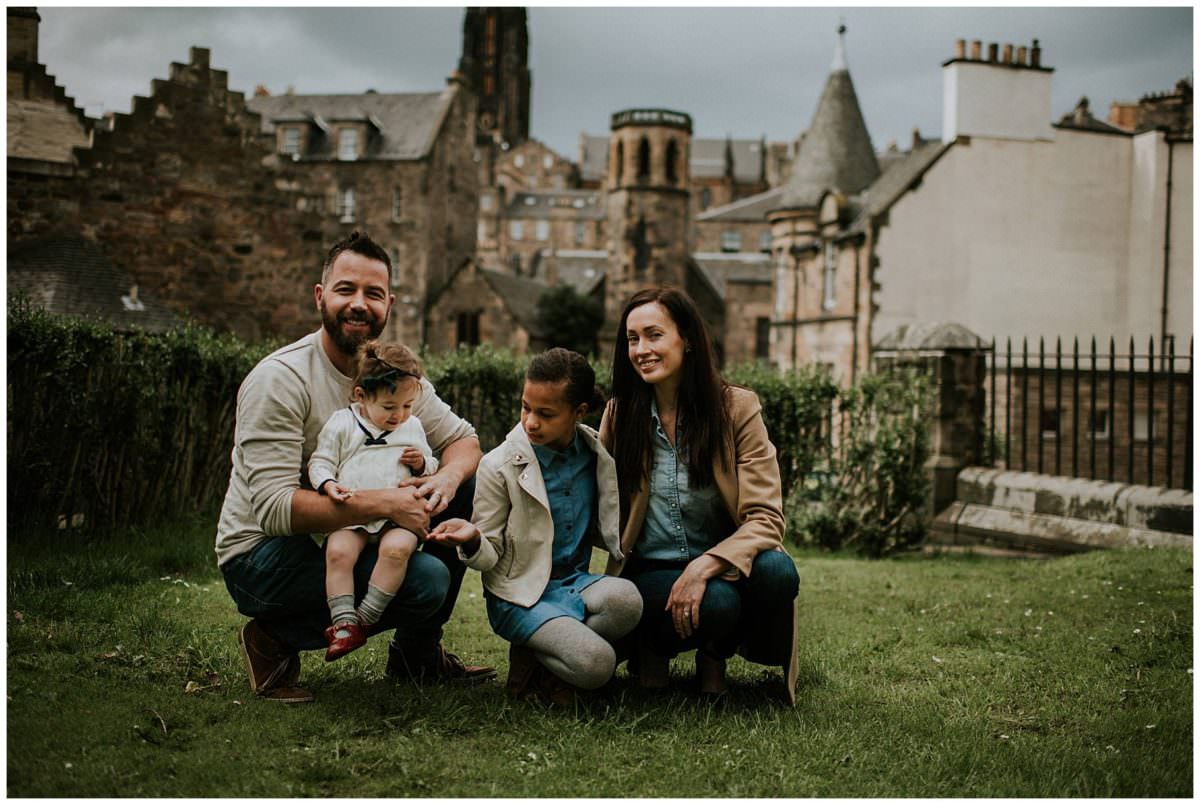Edinburgh Old Town family photo shoot - Edinburgh Scotland family photographer