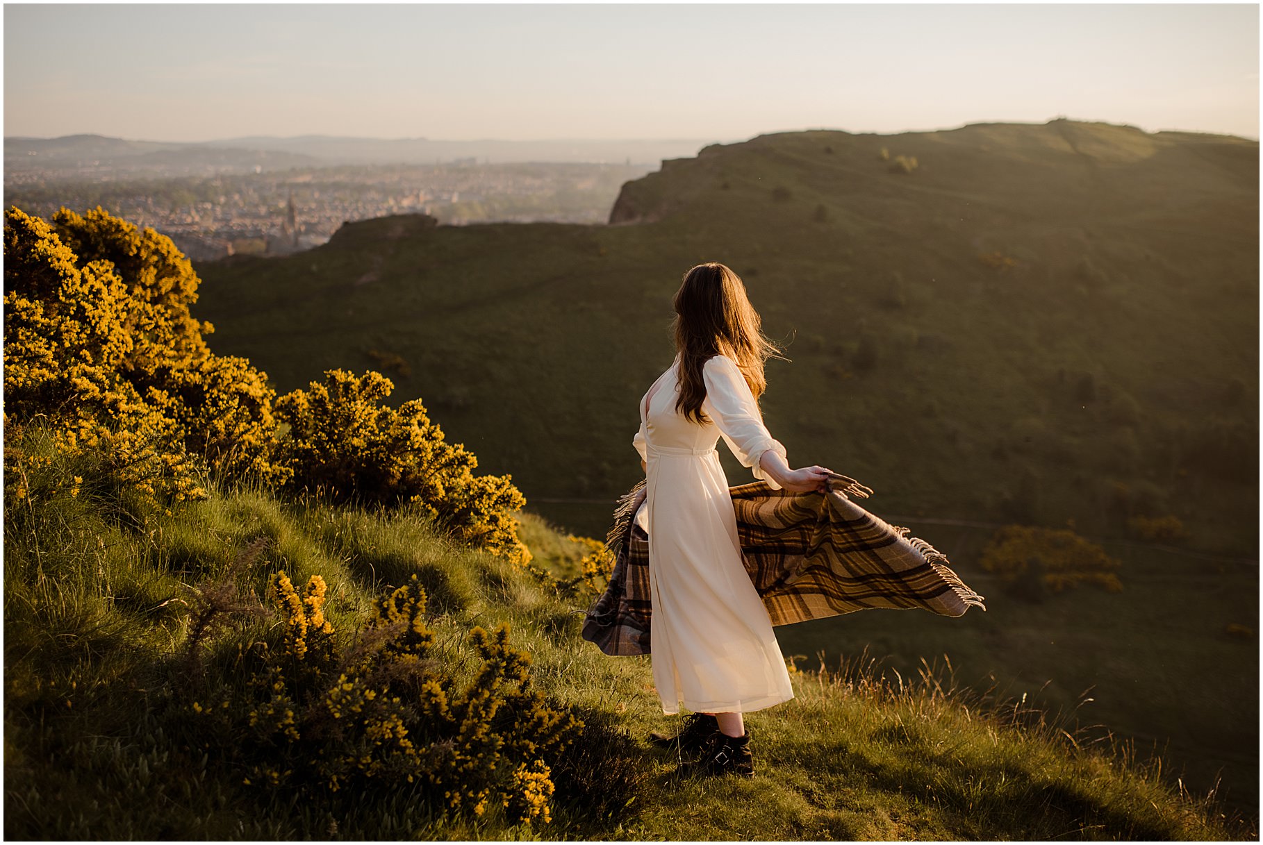 Arthur's Seat portrait photoshoot | Edinburgh portrait photographer ...