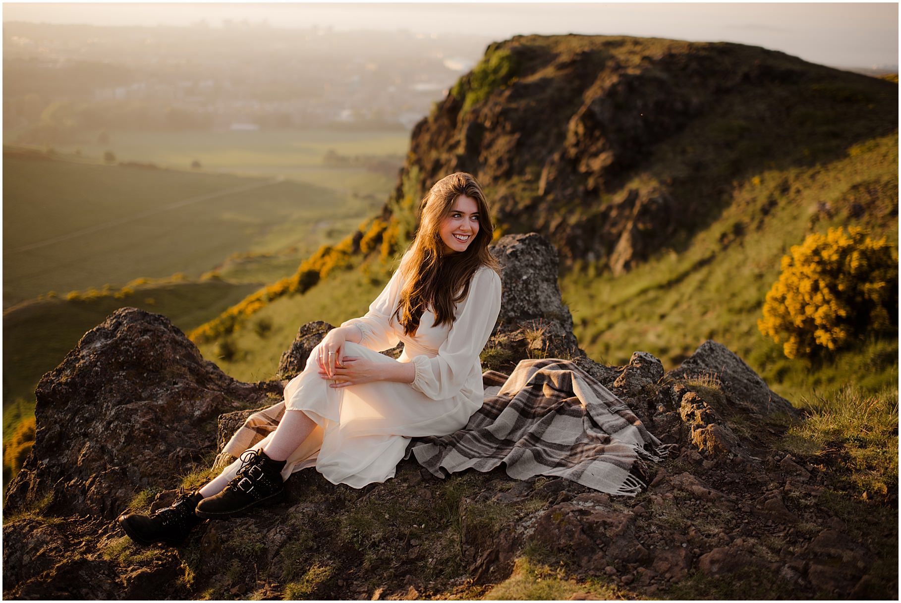 Arthur's Seat portrait photoshoot | Edinburgh portrait photographer ...