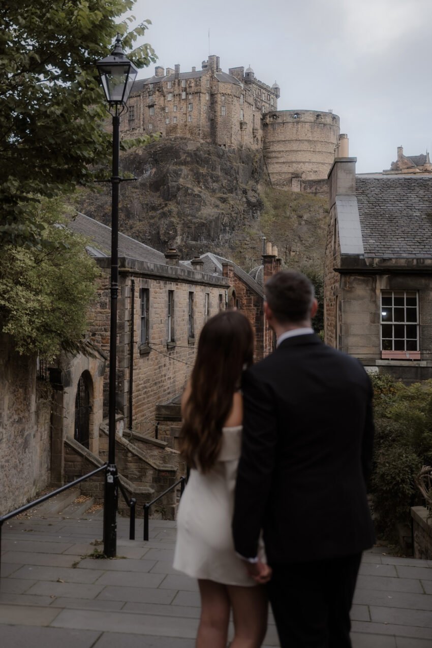 Summer wedding at Edinburgh Castle in Scotland