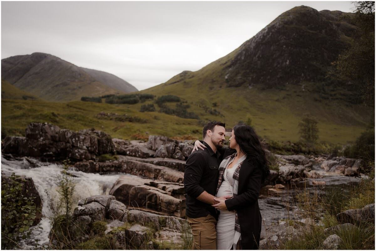 Glencoe couple photoshoot - Glencoe couple photos in Scotland - Glencoe elopement and wedding photographer