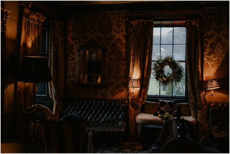 Winter wedding at Prestonfield House | Edinburgh wedding photographer