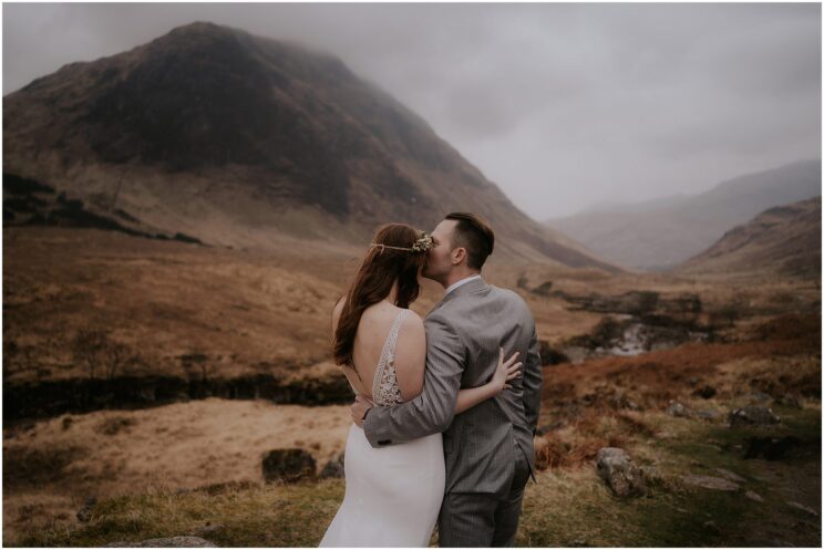 Scottish highlands elopement in Glencoe - Scotland elopement photographer