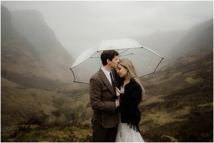 Mountain elopement in Glencoe - Scottish highlands elopement photographer