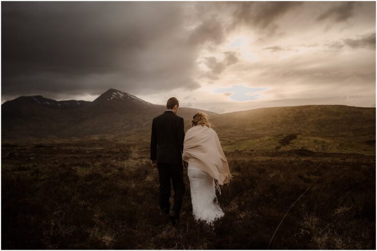Sunset Rannoch Moor elopement in Scotland - wedding photography in Rannoch Moor