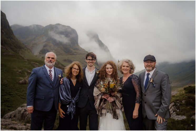 Elopement wedding ceremony in the Scottish highlands - elopement photographer Glencoe