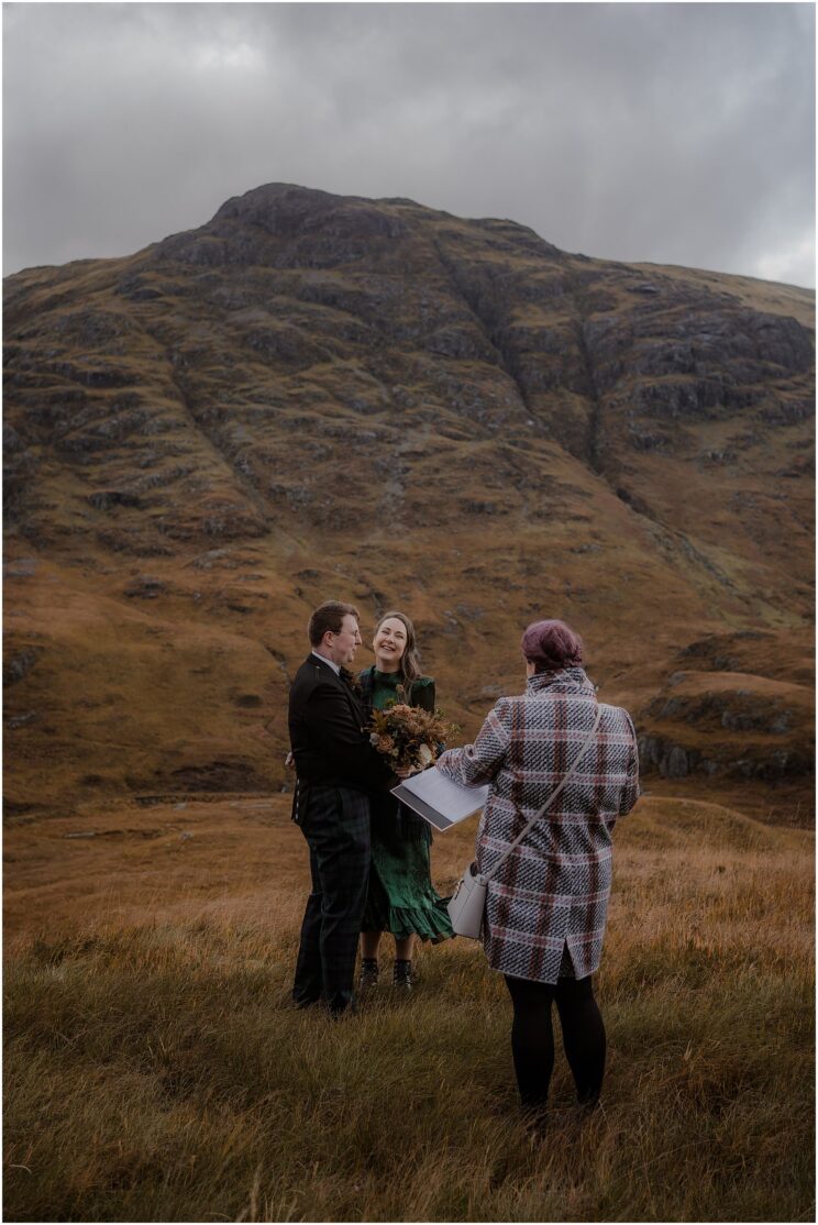Glencoe wedding photographer - emotional autumn elopement in Scotland with handfasting and quaich