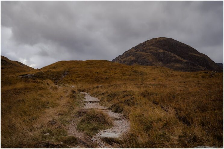 Intimate elopement wedding for two in the highlands of Scotland - Glencoe wedding photographer