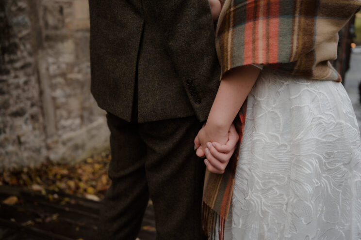 Best accessories for your elopement in Scotland - tartan oversized shawl