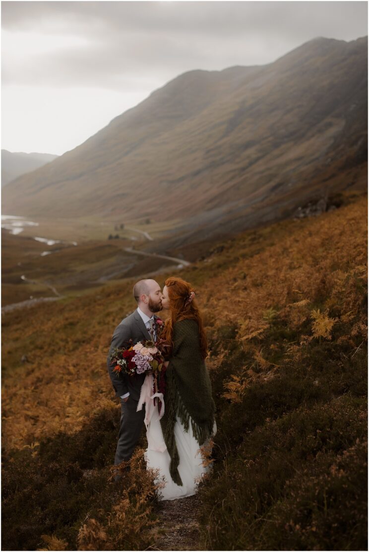 Kilchurn Castle elopement in Scotland - Scotland elopement photographer