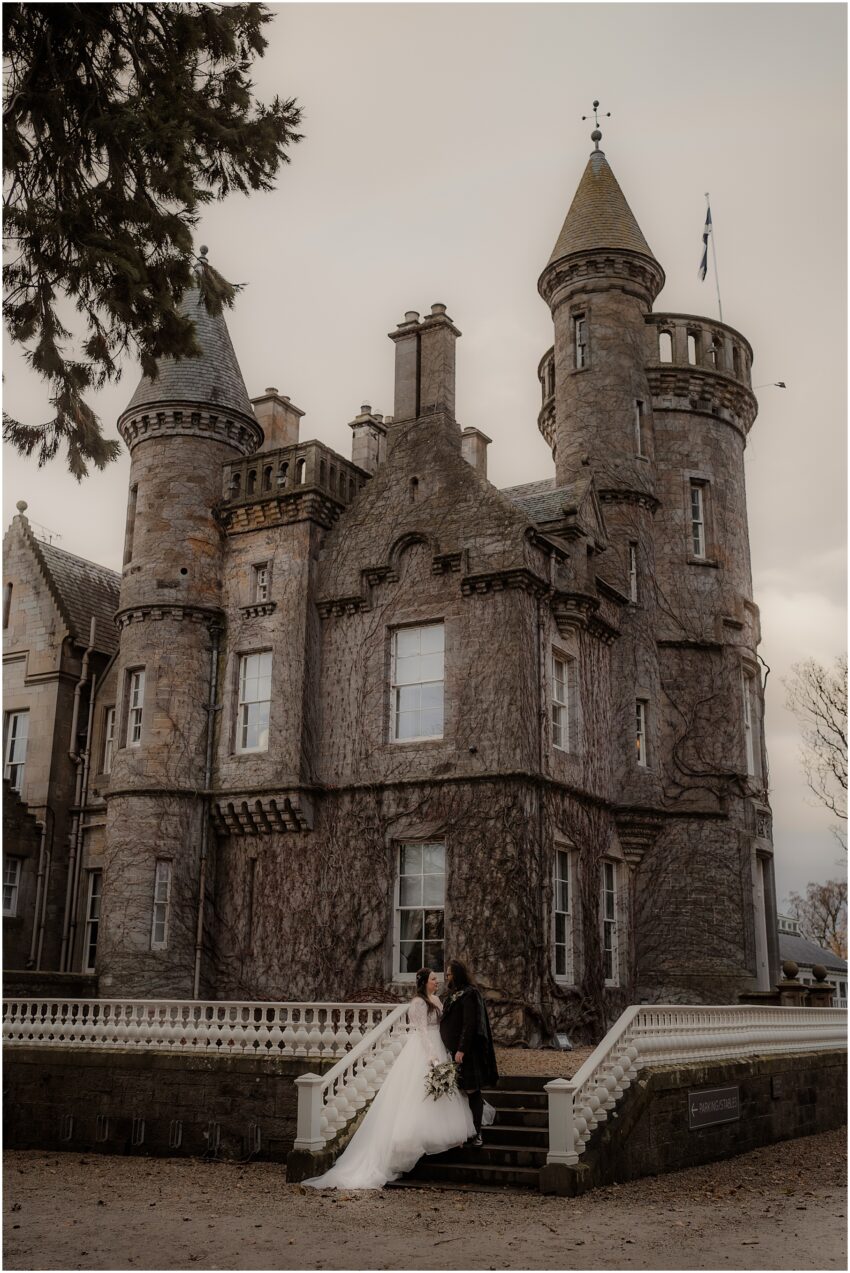 Bride and groom photoshoot in Carlowrie Castle in Scotland