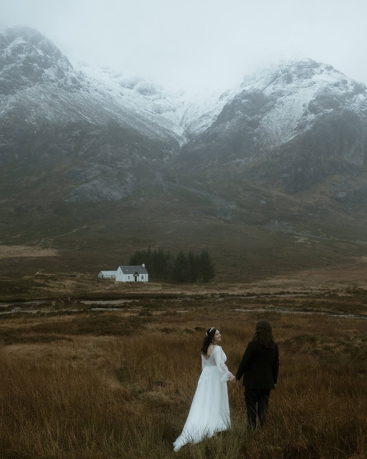 moody elopement photos scotland guide